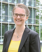 Dr. Katharina Stummeyer